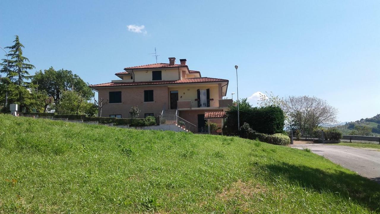 B & B Il Sicomoro Montecarotto Kültér fotó